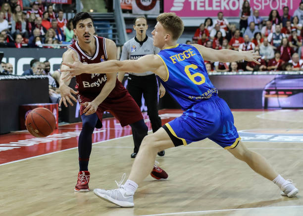 英冠赛季的 英冠赛季的