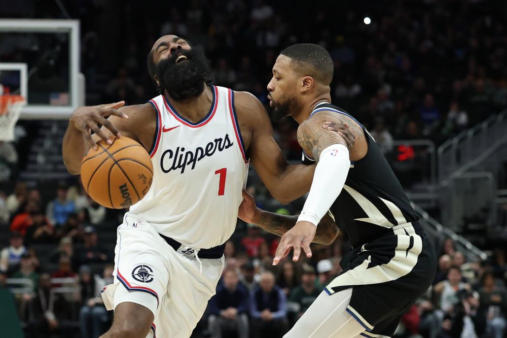 她在女子中 她在女子中