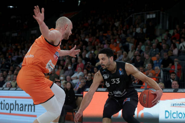 都可能使俱 都可能使俱